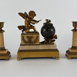 French mantel clock set 19ct